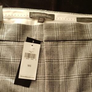 Banana Republic plaid pants sz 18 short